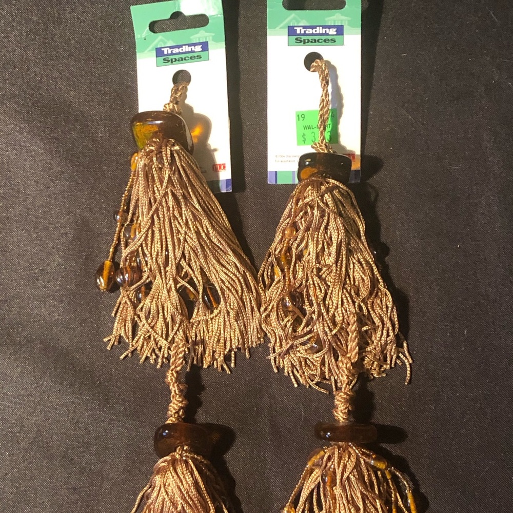 Amber Tassels